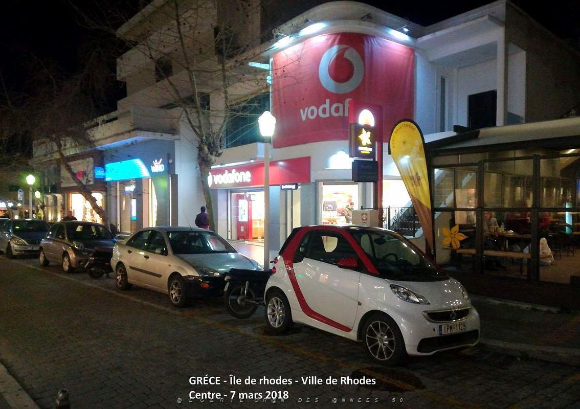 225- Rhodes ville et port d'honneur.jpg